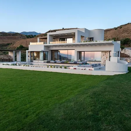 Villa 7 Seas - With Amazing View *