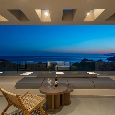 7 Seas - With Amazing View Villa