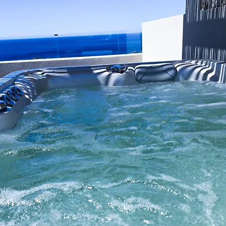 Villa 7 Seas - With Amazing View *