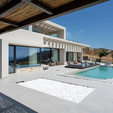 7 Seas - With Amazing View